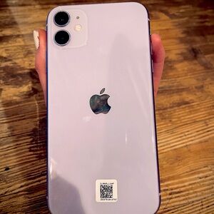 Unlocked lilac iPhone 11
